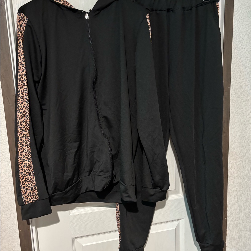 SHEIN Black Jumpsuit with Leopard Print Accents